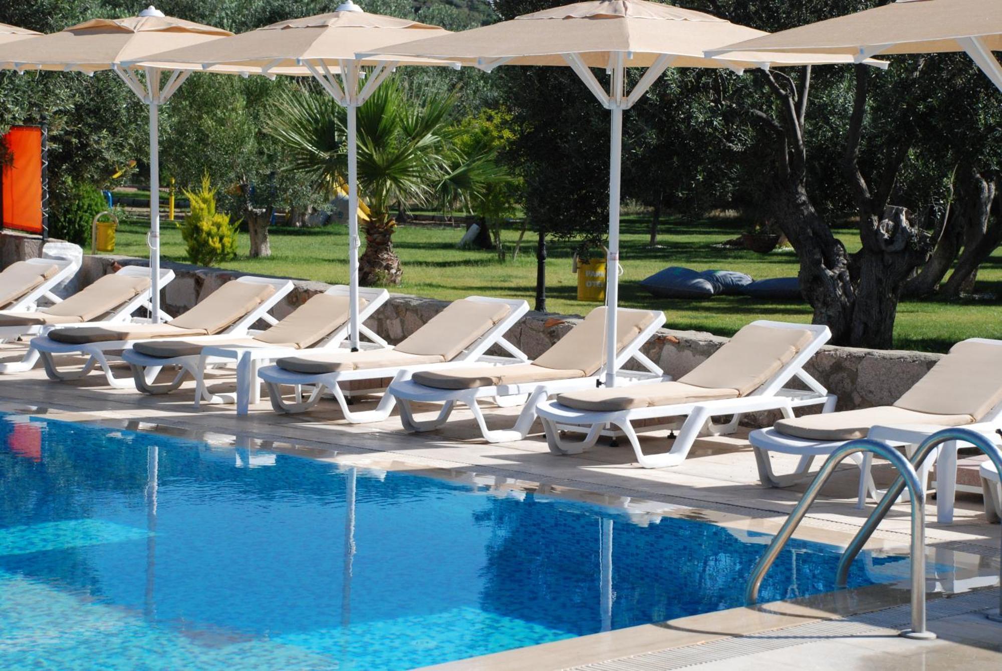 Assos Park Hotel Exterior photo