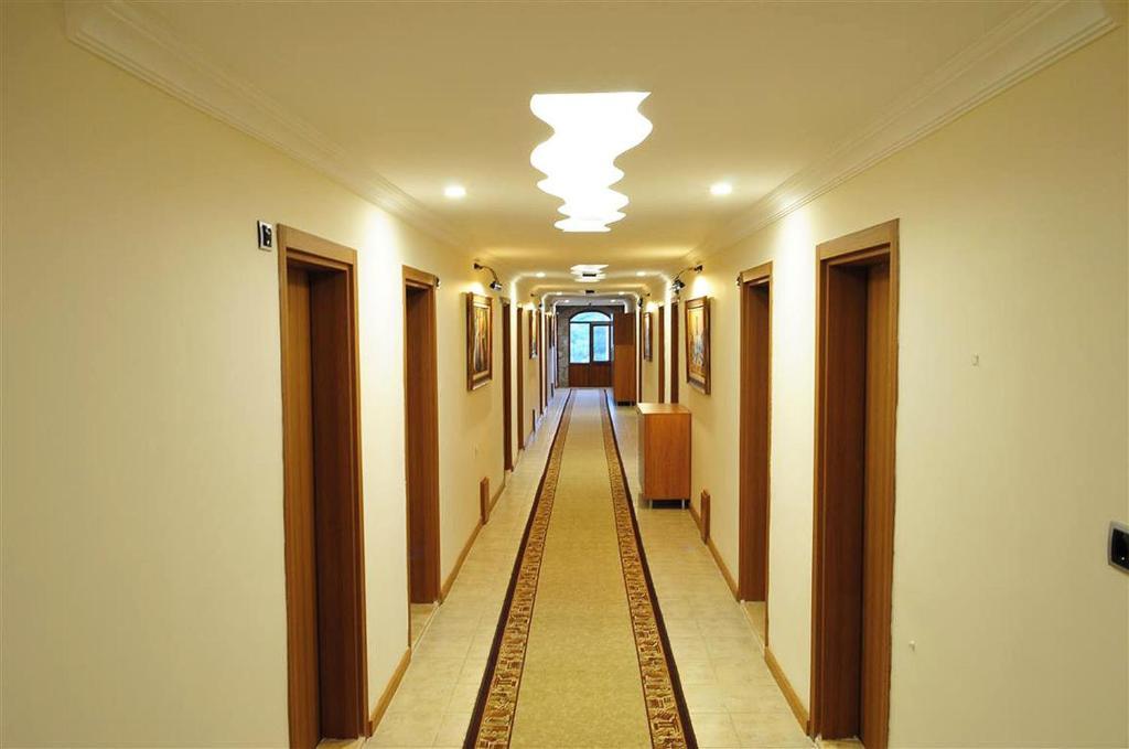 Assos Park Hotel Exterior photo